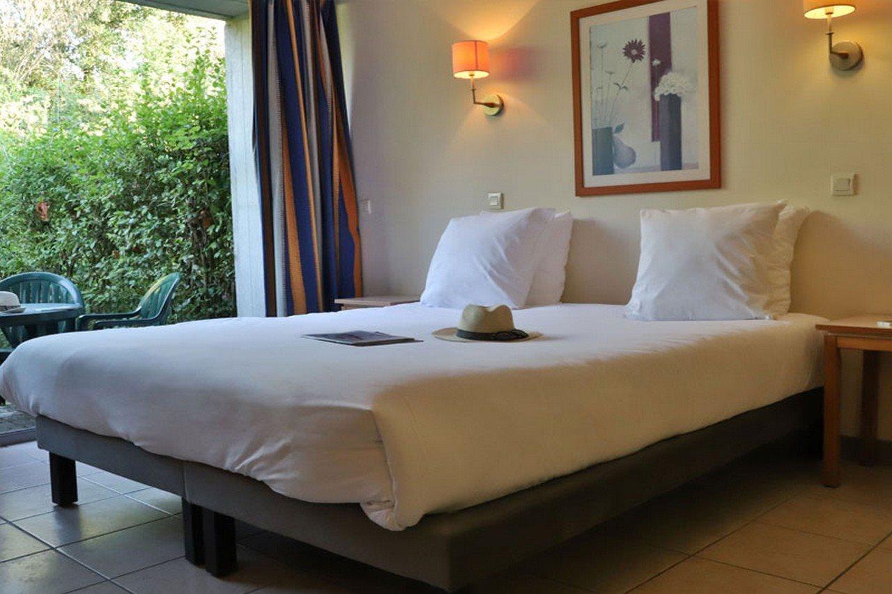 Sowell Hotels Ardeche Grospierres Exteriör bild